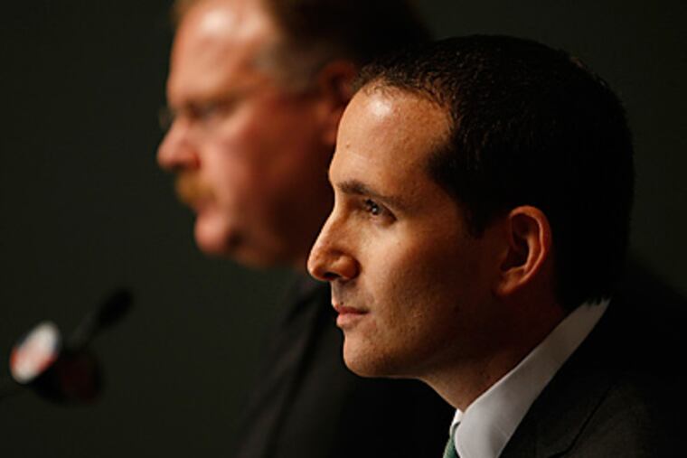 Andy Reid and Howie Roseman talk to the media last month after Roseman's promotion to GM. ( Michael S. Wirtz / Staff Photographer )