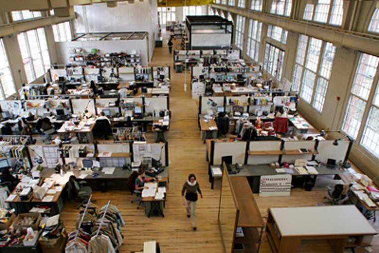 Some analysts have said Anthropologie failed to offer apparel alluring enough to justify its higher prices. Comparable retail sales fell 7 percent in the last quarter. (Michael Wirtz / Staff Photographer)