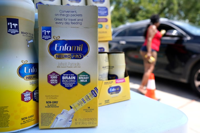 If you or anyone you know need baby formula, here are some places that can help you get it in Philadelphia (AP Photo/David J. Phillip)