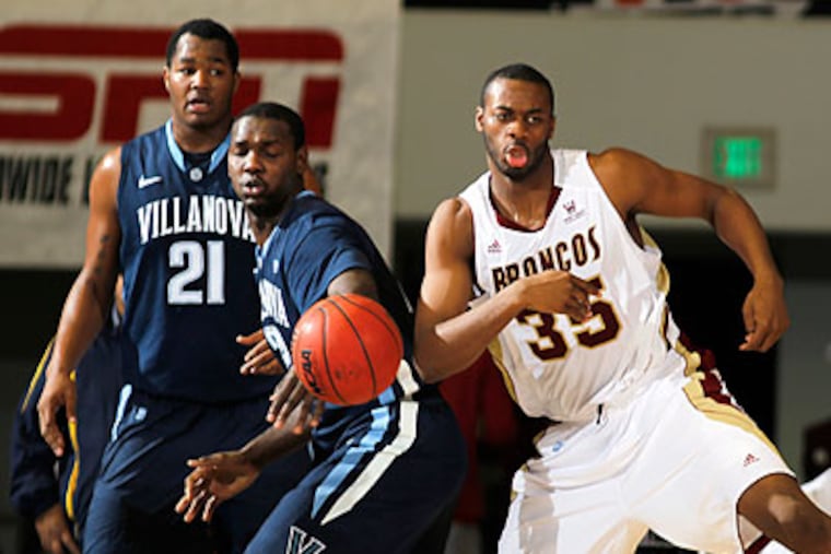 "We'll remember this one," Villanova coach Jay Wright said of the Wildcats' loss to Santa Clara. (Alex Gallardo/AP)