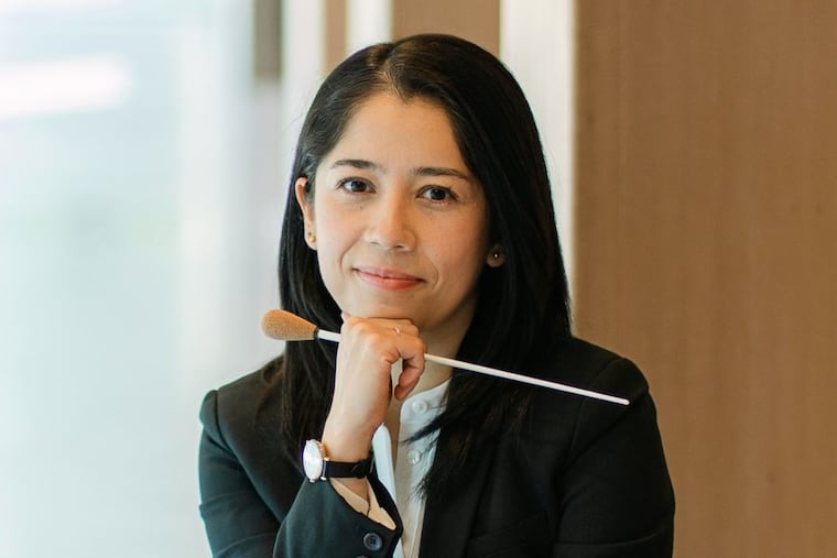 Conductor Sara Aldana