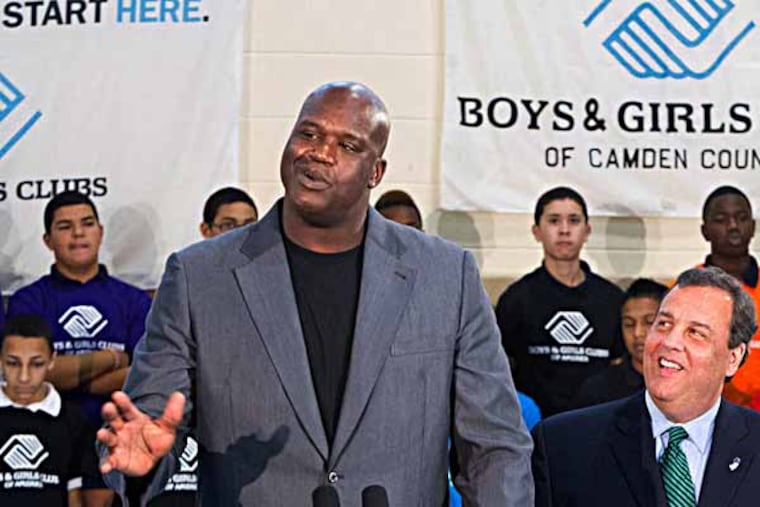 New Jersey Gov. Chris Christie, former NBA star Shaquille O'Neal and Camden Mayor Dana Redd visited the Boys & Girls Club of East Camden. (ED HILLE / Staff Photographer)