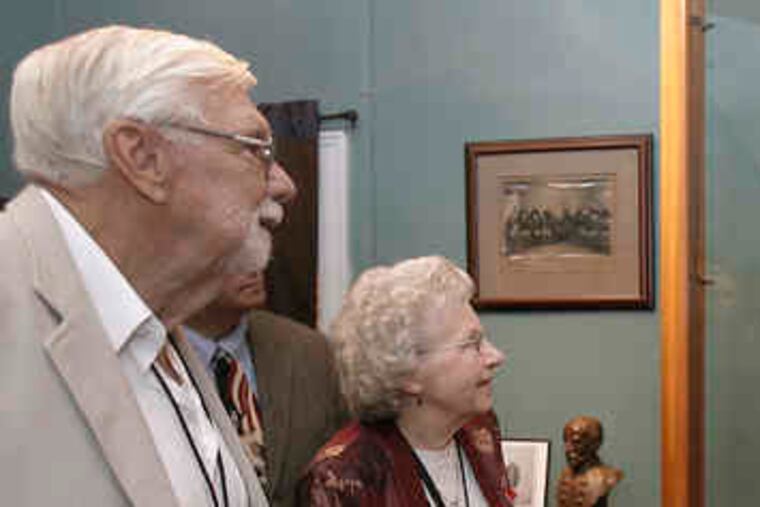 "Old Baldy," the horse Gen. George Meade rode in the Civil War, draws the attention of Bud and Margaret Atkinson at a museum in the Frankford section of Philadelphia.