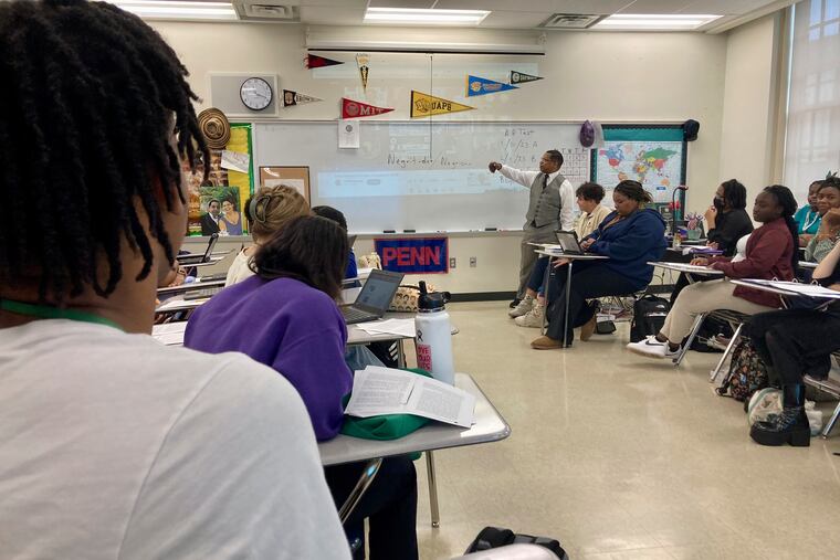 Emmitt Glynn teaches AP African American studies to a group of Baton Rouge (La.) Magnet High School students on Monday.