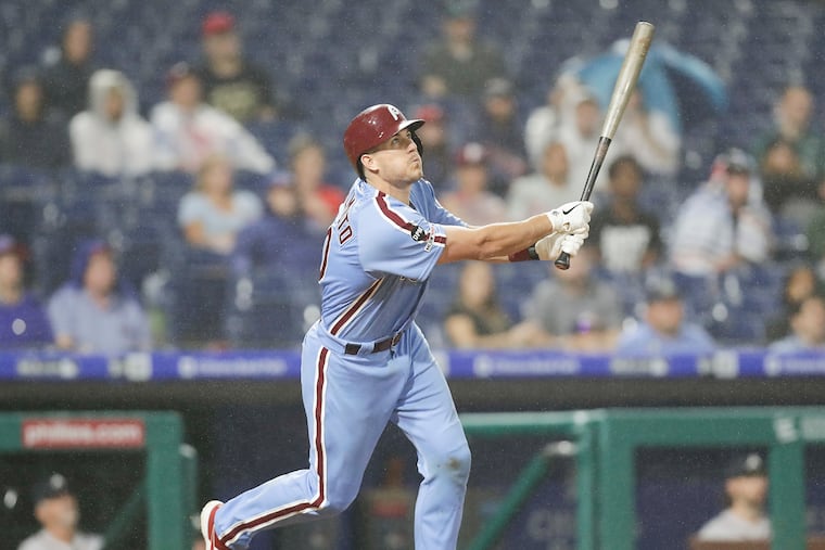 All-Star catcher J.T. Realmuto appears headed for a salary arbitration case with the Phillies.