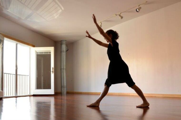 Action Is Primary, an approach to movement created by Meg Foley of The Whole Shebang, is performed by Marysia Stokłosa.