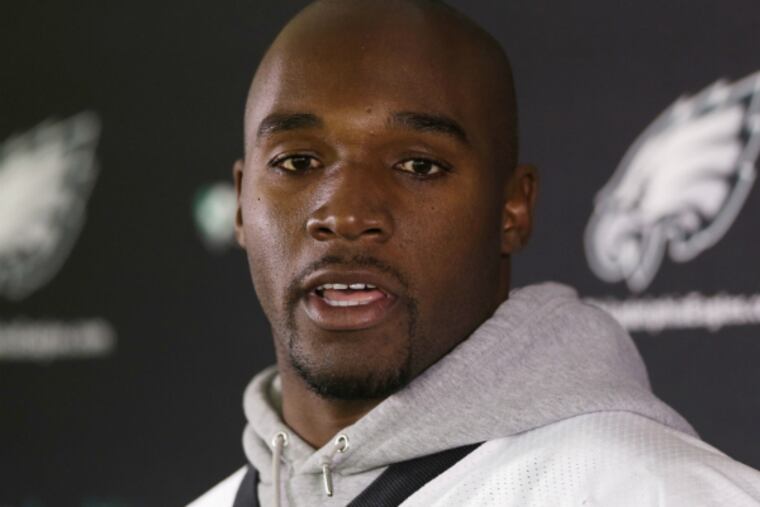 DeMeco Ryans has restructured his deal and will be back with the Eagles.