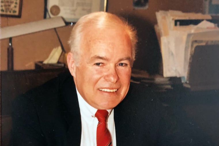 Daniel McGinley, 88, was the founding president of the Commonwealth Association of School Administrators, the Philadelphia principals union. He was a lifelong educator. Mr. McGinley died Monday at age 88.