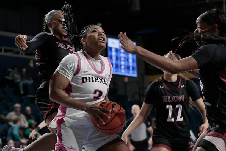 Drexel’s Amaris Baker (center) scored a game-high 27 points against Elon on Friday.