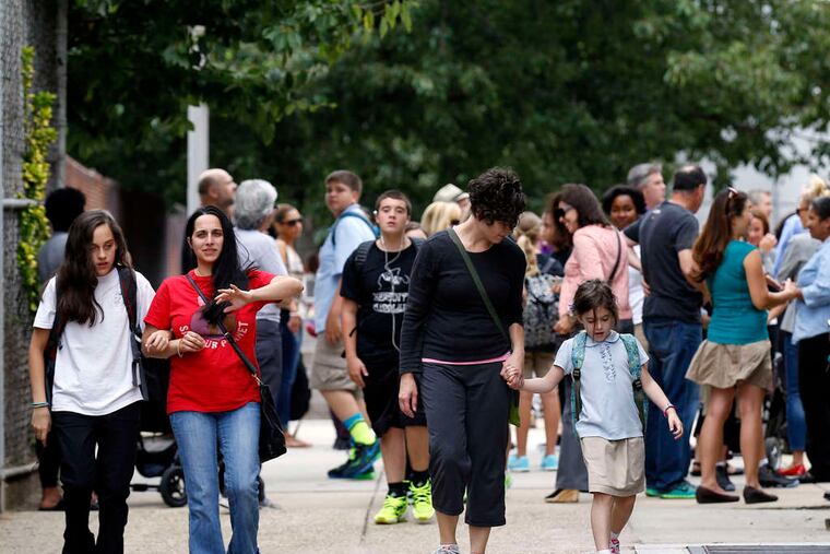 YONG KIM / STAFF PHOTOGRAPHER