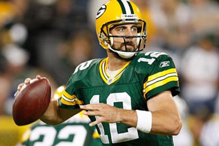 Aaron Rodgers and the Packers will play the Eagles at Lincoln Financial Field on Sunday. (AP Photo/Mike Roemer)