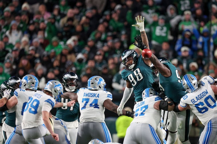 Eagles defensive tackles Jalen Carter and Jordan Davis combined for five batted passes on Sunday night.