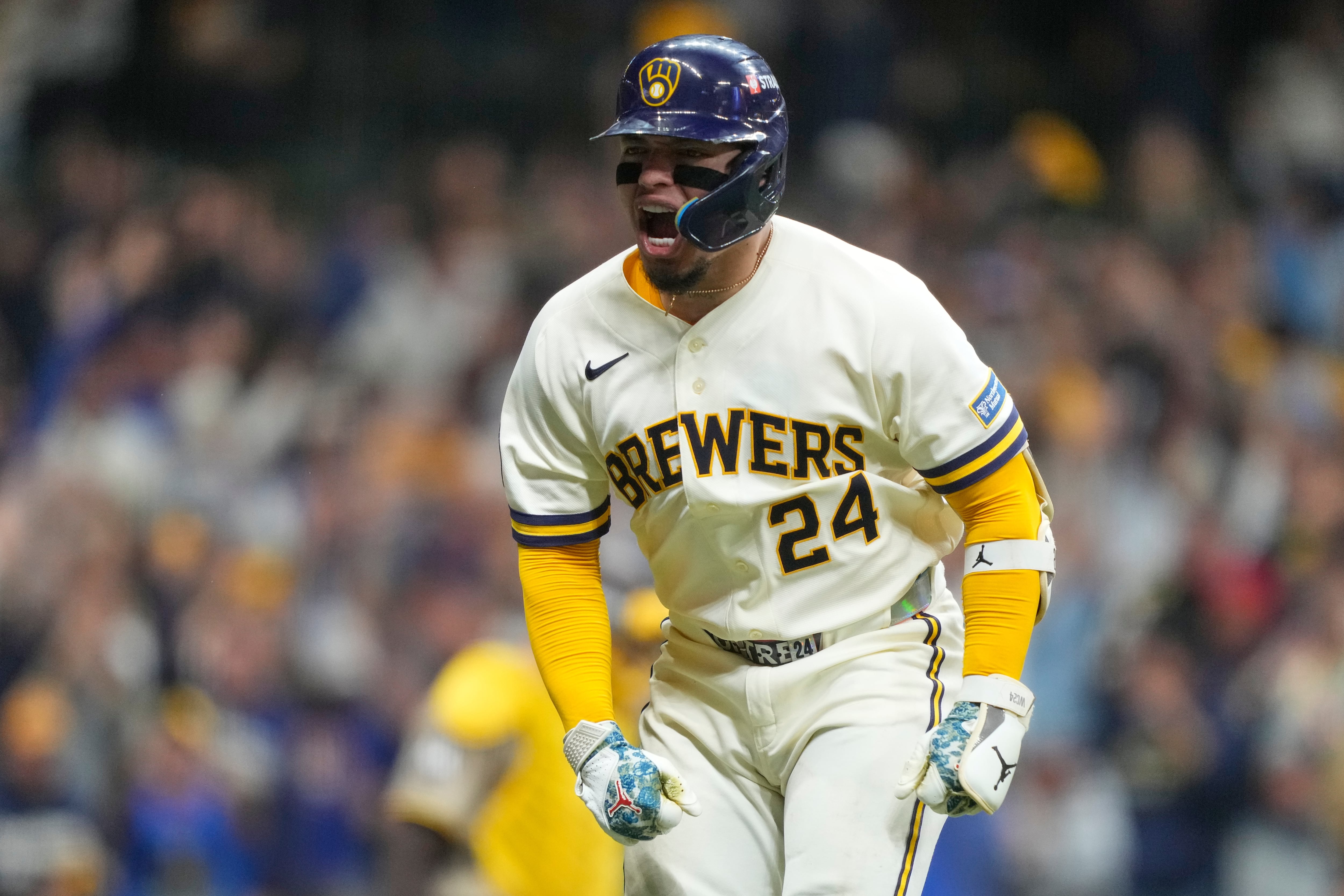 Brewers edge Padres 3-2 in NLDS opener that features bizarre play in 9th inning