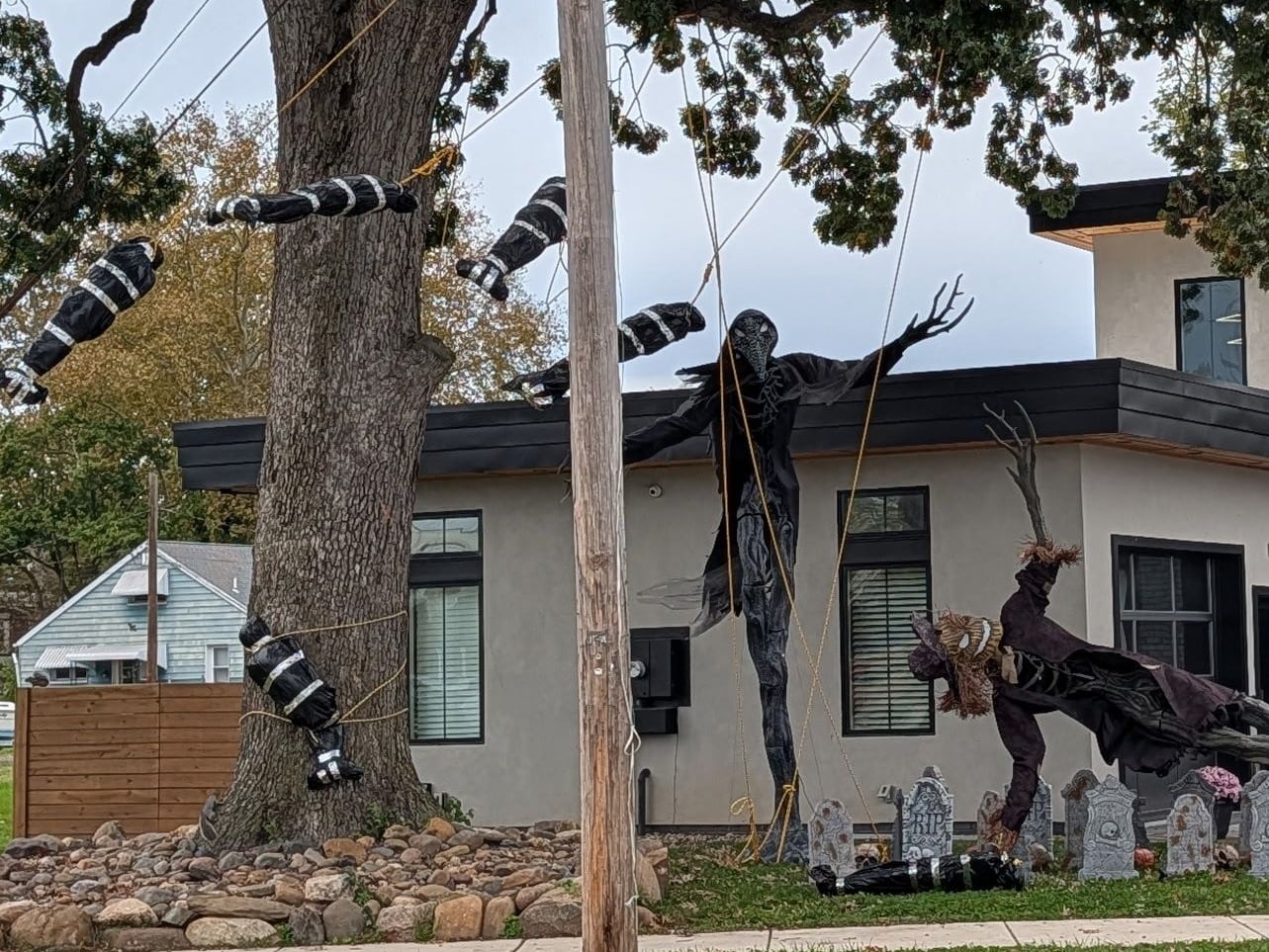 A Halloween display depicting bodies hanging from a tree has drawn a Bucks County NAACP complaint
