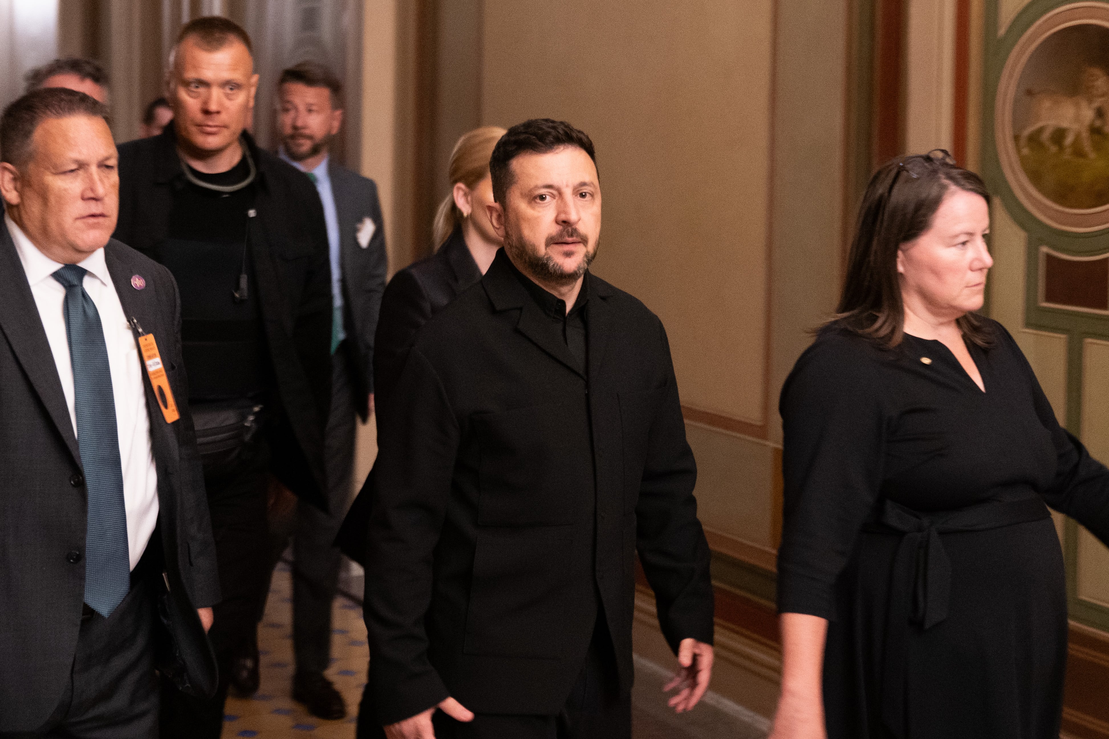 Senate advances Russian sanctions bill after Zelenskyy Capitol visit