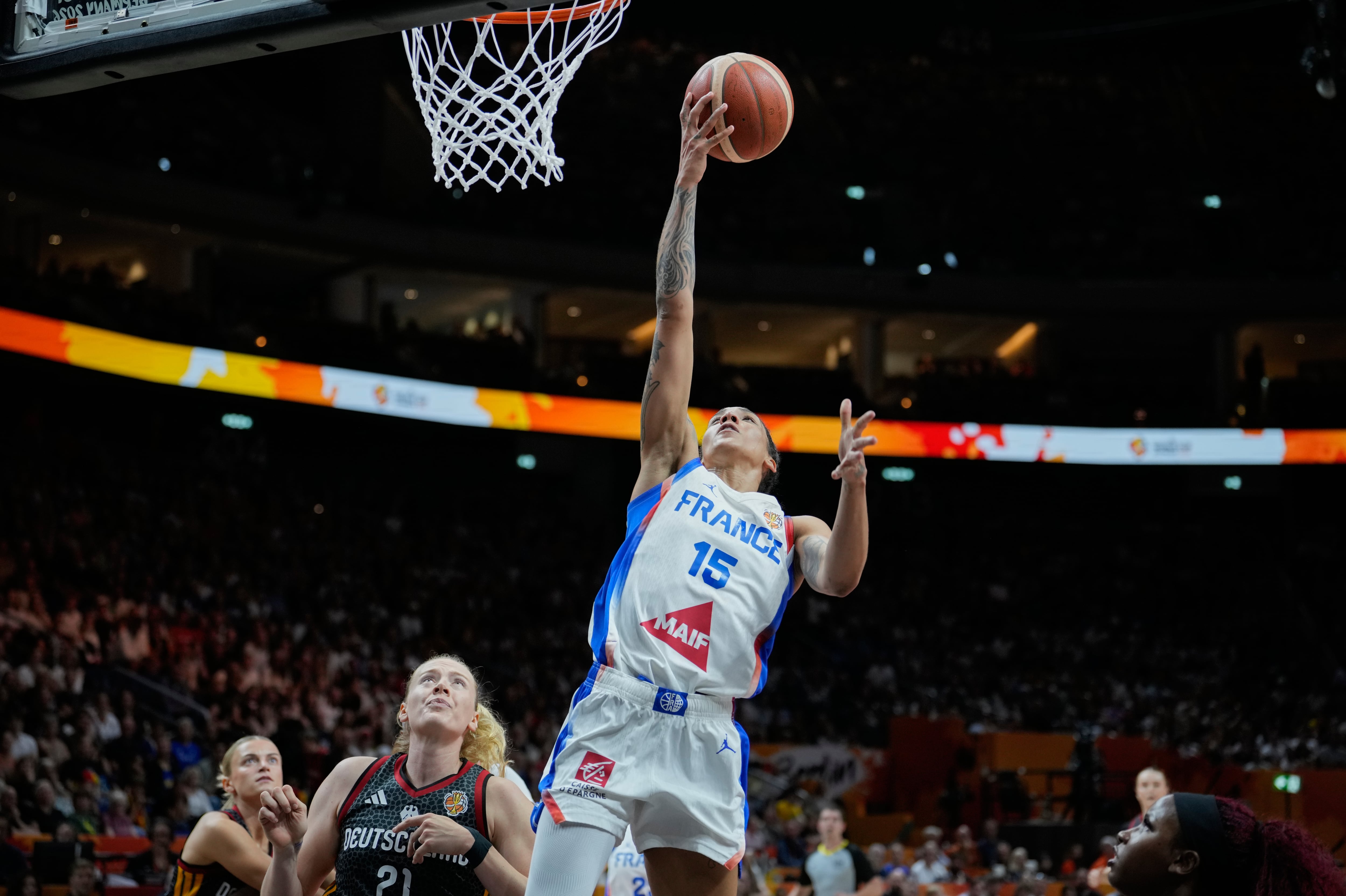 France tops host Germany 86-64 to reach women's FIBA World Cup final against US or Spain