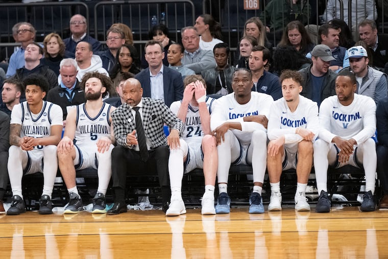 Villanova’s bench shows some dejection in the final minutes against Georgetown on Thursday.
