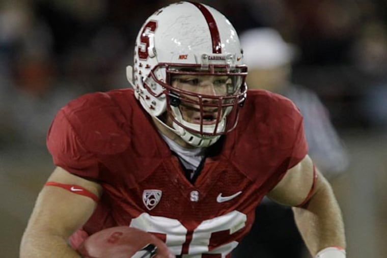 Stanford tight end Zach Ertz (86) in the second quarter of an NCAA
college football game in Stanford, Calif., Saturday, Nov. 27, 2010.
(Paul Sakuma/AP)