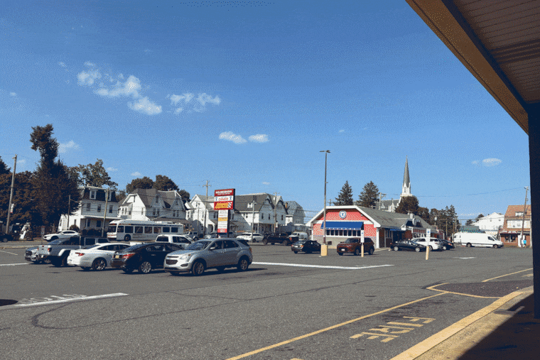 Eyewitnesses watched as three armed men ambushed a Brink's guard outside a Dollar General in Holmesburg on July 2.