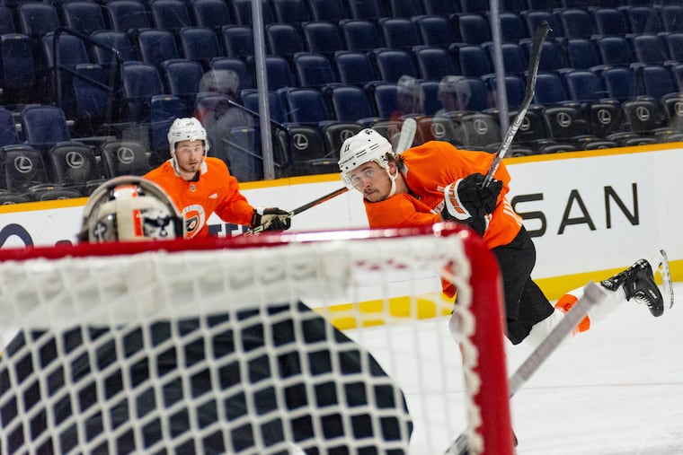 Travis Konecny (11) and the Flyers are coming off their first loss of the season.