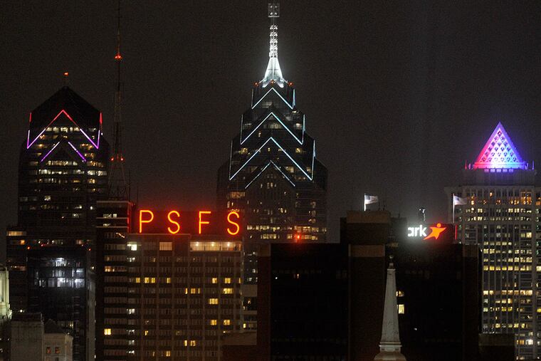 Loews says the landmark sign has become too hard to keep up and wants to replace its neon with LED. The city historical commission has approved the proposal. TOM GRALISH / Staff Photographer