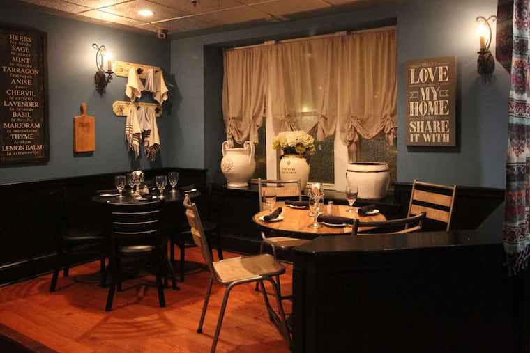A semiprivate dining area at Gypsy Blu, 34 E. Butler Ave., Ambler. ( Michael Klein / Philly.com )