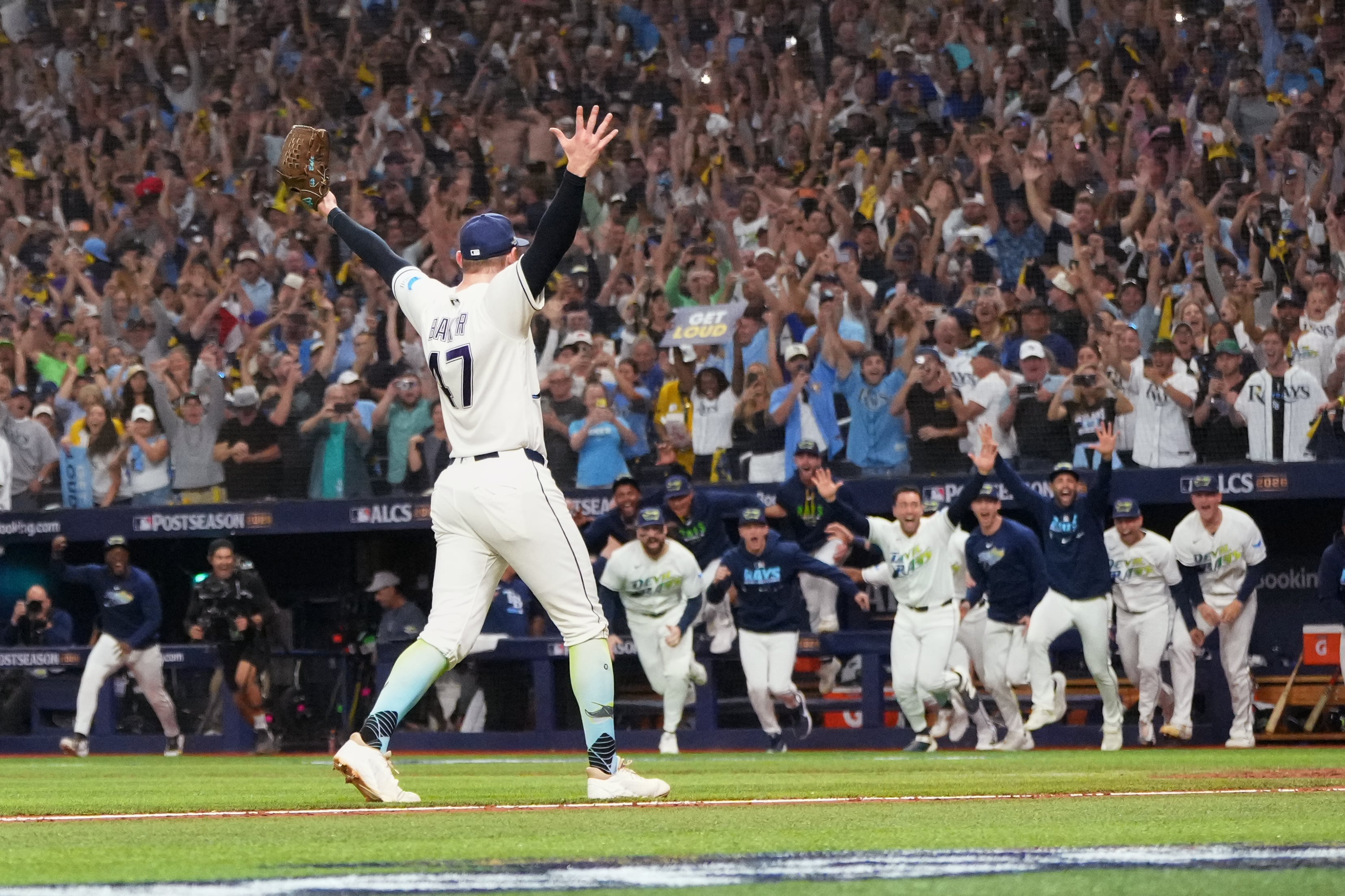 Peralta, Caminero and Díaz lead Rays to 7-3 win over Guardians and a trip to the World Series