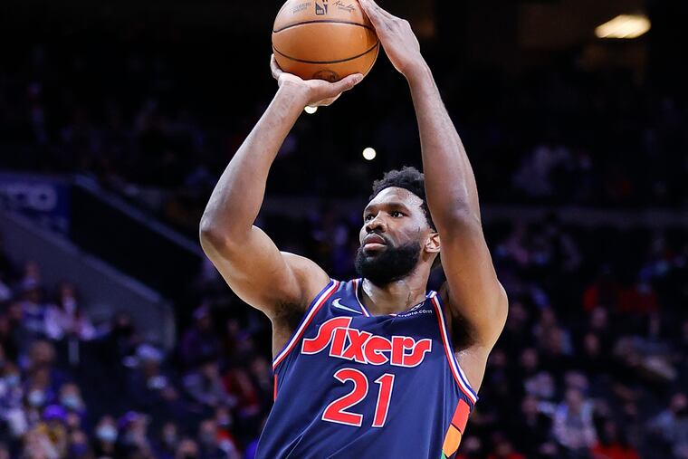 Sixers center Joel Embiid shoots the basketball against the San Antonio Spurs on Friday, January 7, 2022 in Philadelphia.