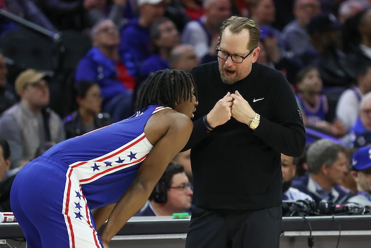 Nick Nurse and Tyrese Maxey, shown here in 2024, were succinctly critical of the Sixers' defensive effort in a 40-point loss to the visiting Spurs.