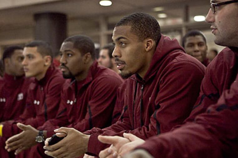 Temple players gathered to watch their bowl announcement last night at the Liacouras Center. (Hillary Petrozziello/Staff Photographer)