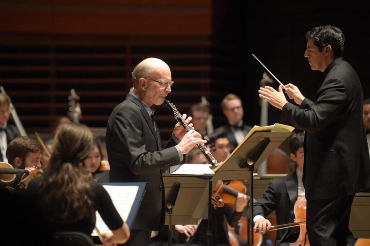 Richard Woodhams, who will retire as the Philadelphia Orchestra’s principal oboist at the end of this season, playing with conductor Miguel Harth-Bedoya and the Curtis Symphony Orchestra.