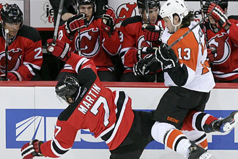 Dan Carcillo and the Flyers will look to defeat the Devils for the second straight game in Newark. (Yong Kim / Staff Photographer)