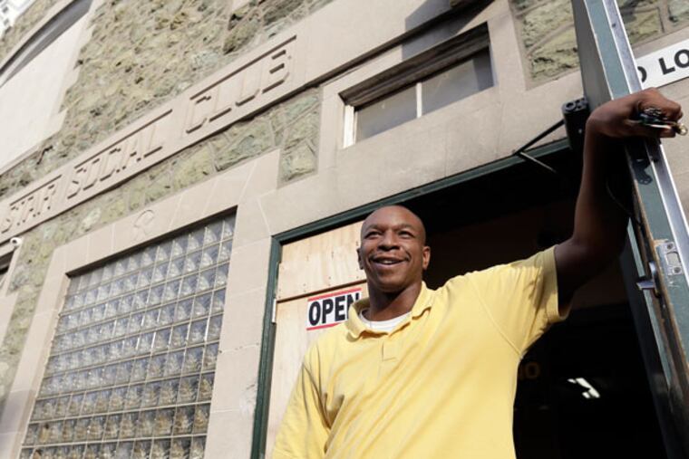The Star Social Club's vice president, William Washington, at the West Chester club. ( ELIZABETH ROBERTSON / Staff Photographer )