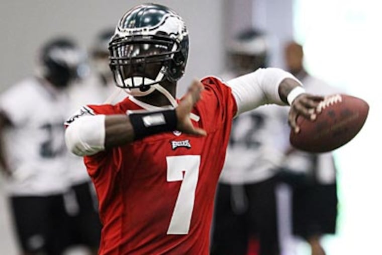 According to attorneys, Michael Vick was involved in a confrontation prior to a shooting. (Laurence Kesterson / Staff file photo)