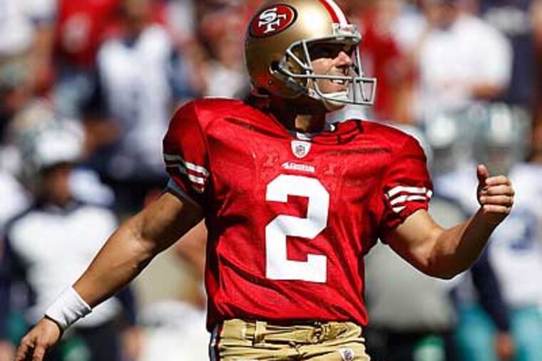 David Akers returns to Philadelphia Sunday for the first time since signing with the 49ers. (Tony Avelar/AP)