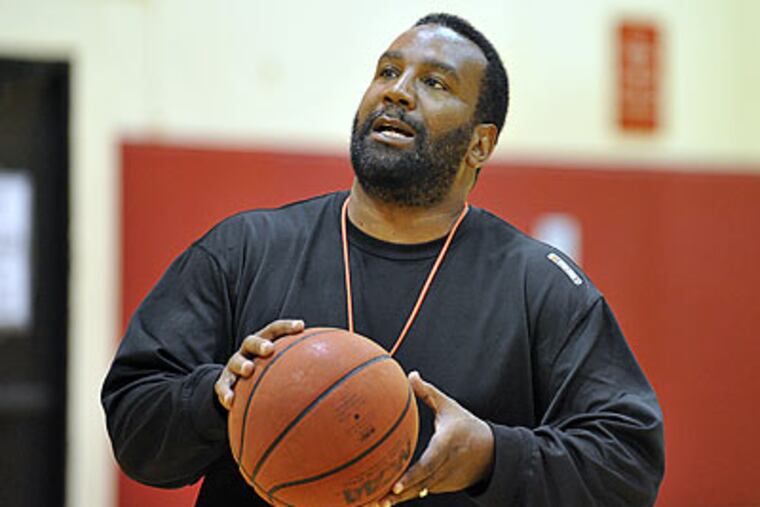 Howard Evans fell under John Hardnett's influence while in high school. (Sharon Gekoski-Kimmel/Staff Photographer)