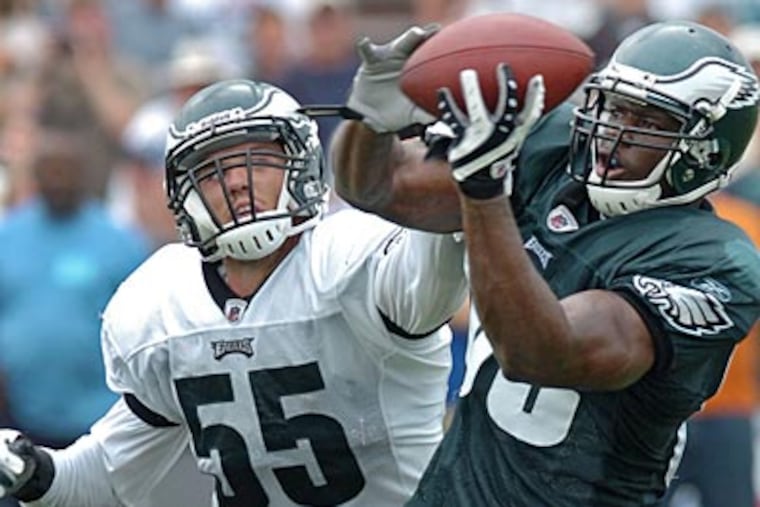Stewart Bradley (left) may not want to hit teammates, but "they're the only targets out there." (Clem Murray / Staff Photographer)