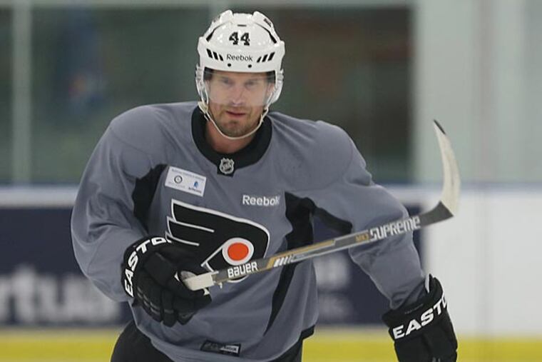 Kimmo Timonen. (David Maialetti/Staff Photographer)