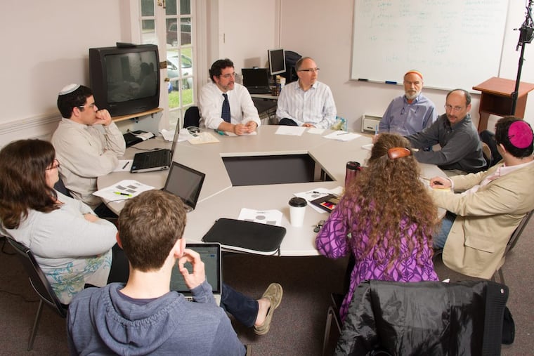 A class at the Reconstructionist Rabbinical College in Wyncote.