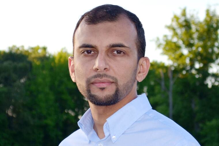Pakistani-American lawyer and Ahmadi Muslim Qasim Rashid.