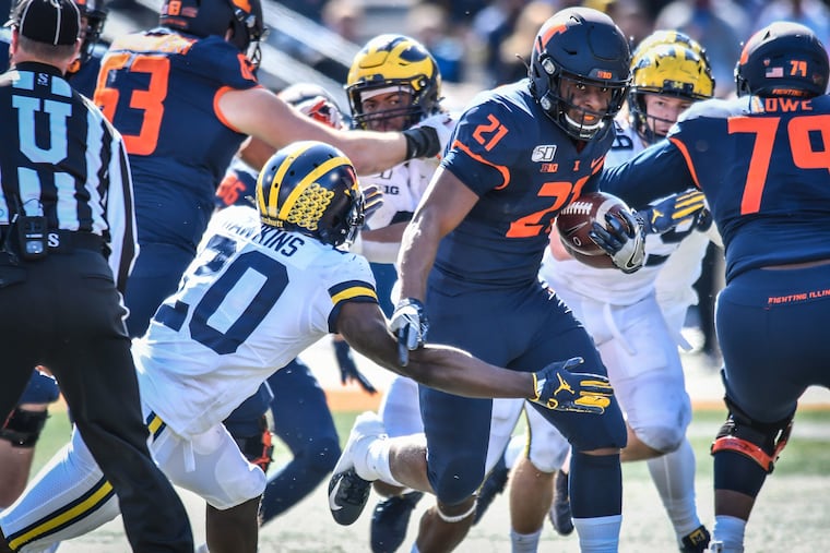 Former Illinois running back Ra'Von Bonner is transferring to Temple.