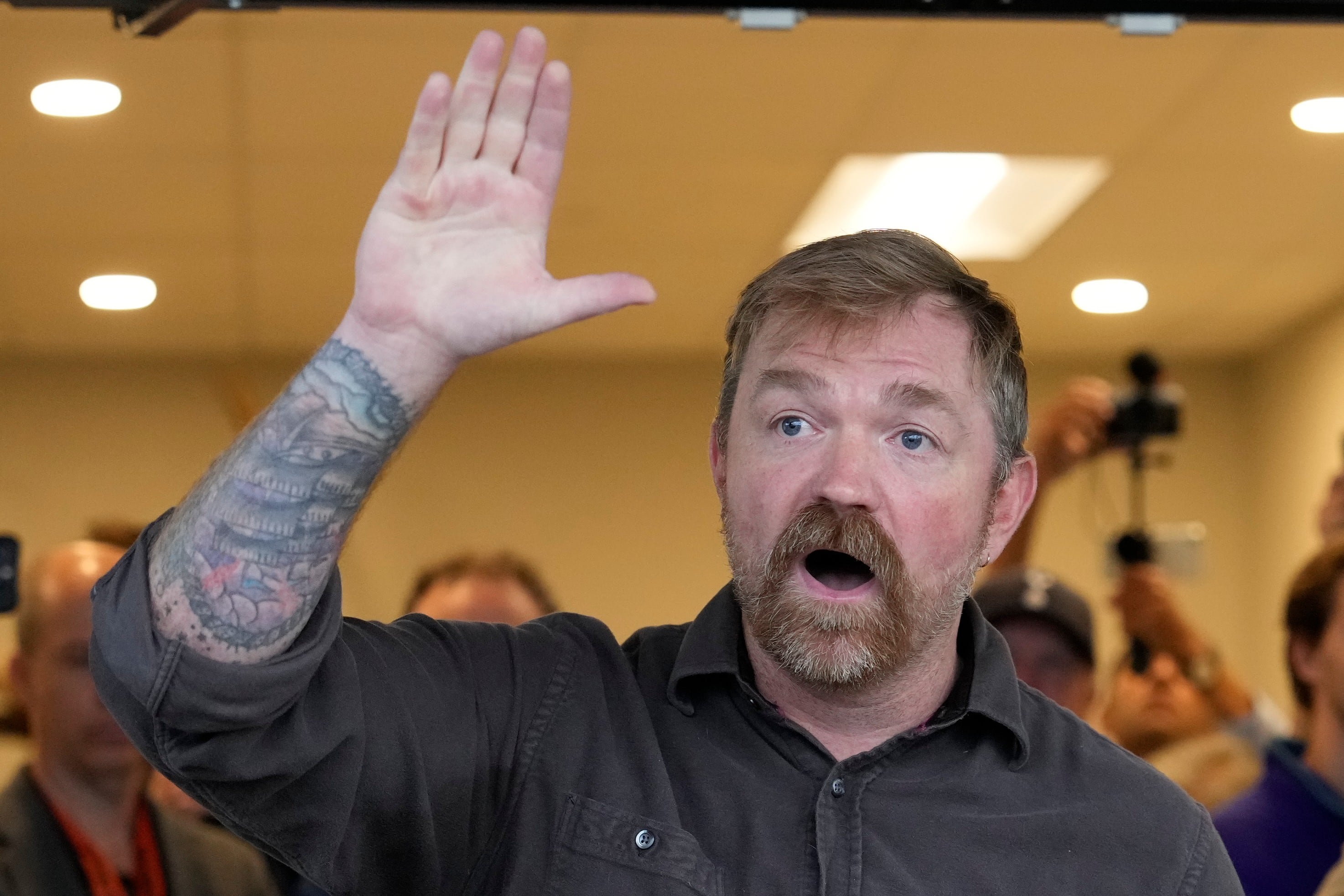 Graham Platner Takes Voter Questions at Maine Town Hall as Campaign Seeks Momentum