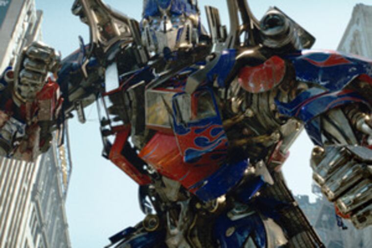 Michael Bay's epic pits Autobots against Decepticons, building to a smashing final confrontation in Los Angeles.