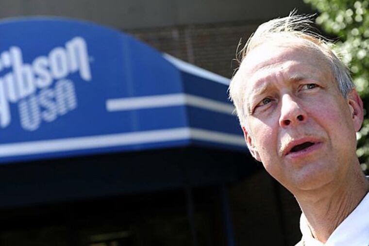 Henry Juszkiewicz, Gibson Guitar CEO, remains angry about federal raids on his factories. (Photo: Samuel M. Simpkins, Associated Press)