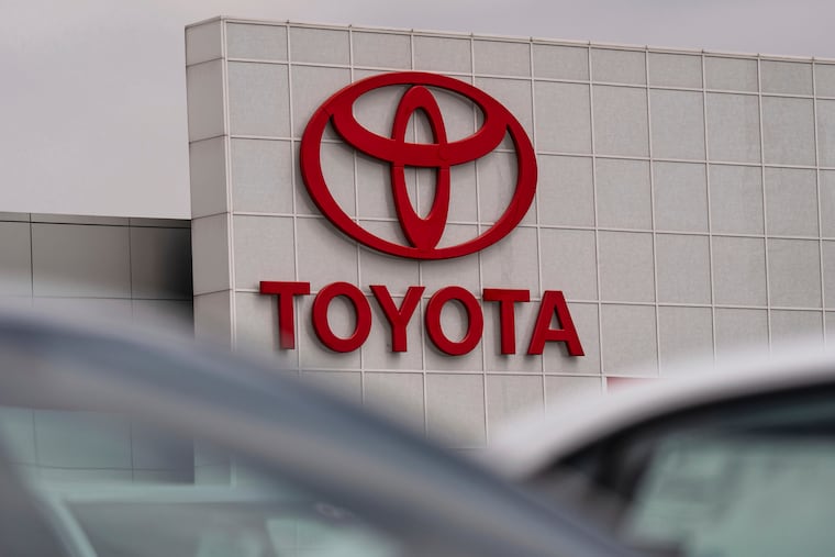 Toyota and Hyundai recall over 1.1 million vehicles due to seat belt and panel display issues. Toyota and Hyundai recall over 1.1 million vehicles due to seat belt and panel display issues.