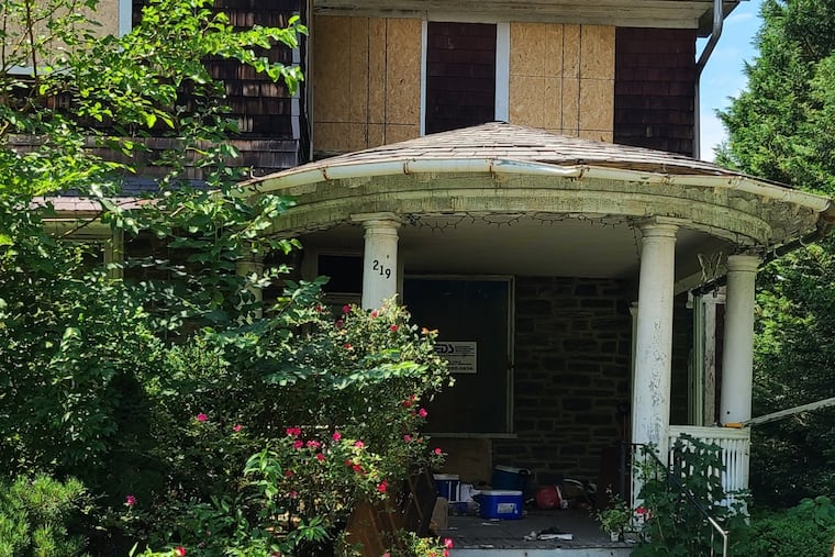 The home on the 200 block of Summit Avenue in Jenkintown where someone died in a fire on Friday night.
