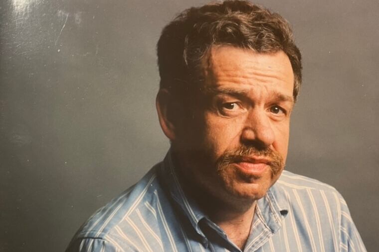 Mr. Roche was an actor as a young man and used his role-playing skills to put those he was interviewing as a reporter at ease.