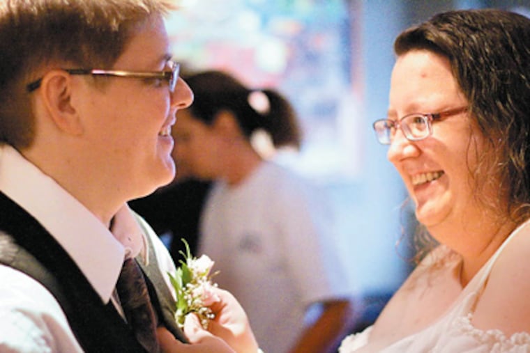 The wedding of Rae Theodore & Chris Hefner. (Photos: James and Cara Crugnale) <b><a href="http://www.philly.com/philly/living/celebrations/weddings/Love_Rae_Theodore__Chris_Hefner_.html"> View Photos > </a></b>