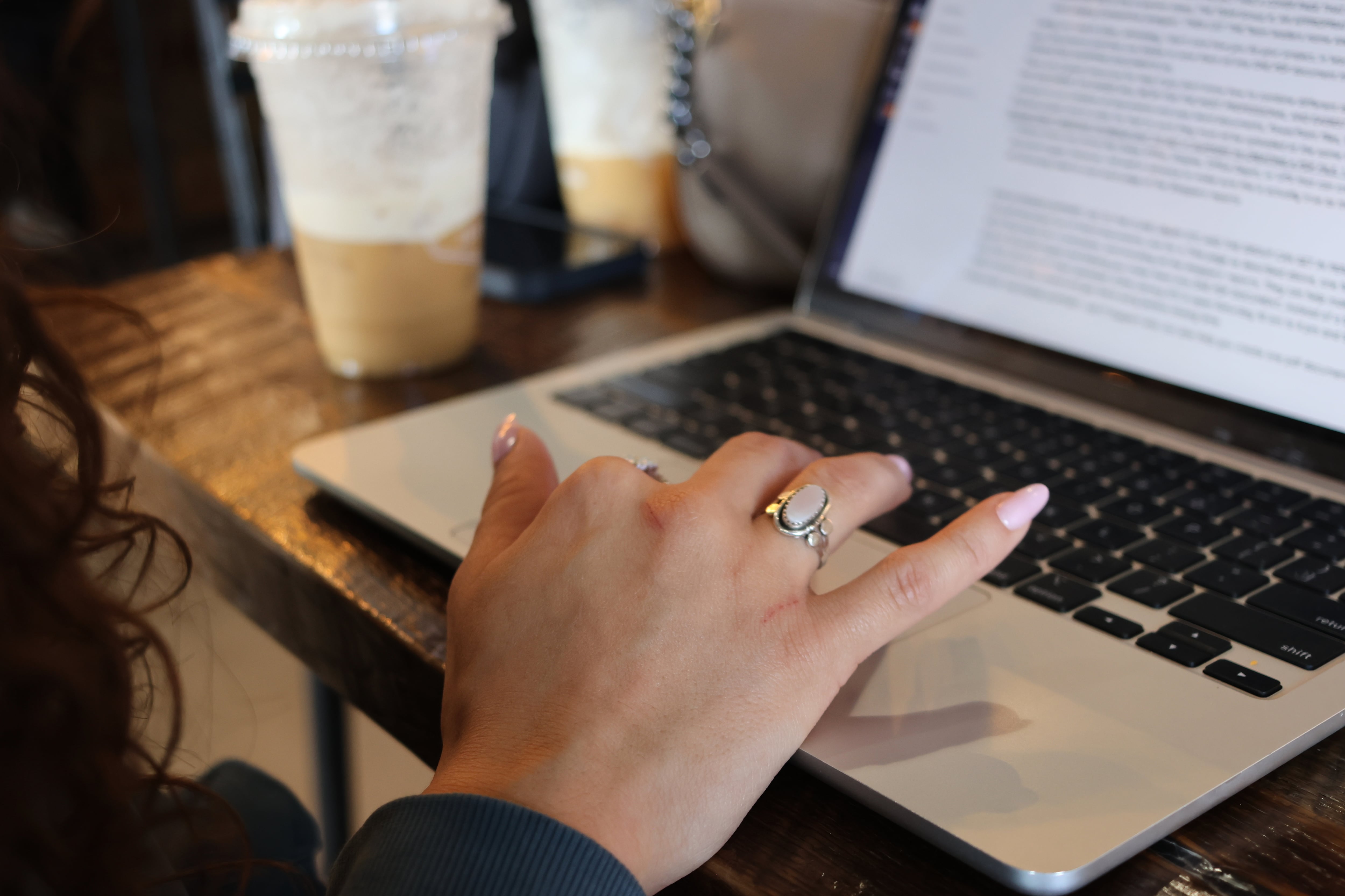 Friends Turn Administrative Chores Into Social Time With 'Admin Dates'