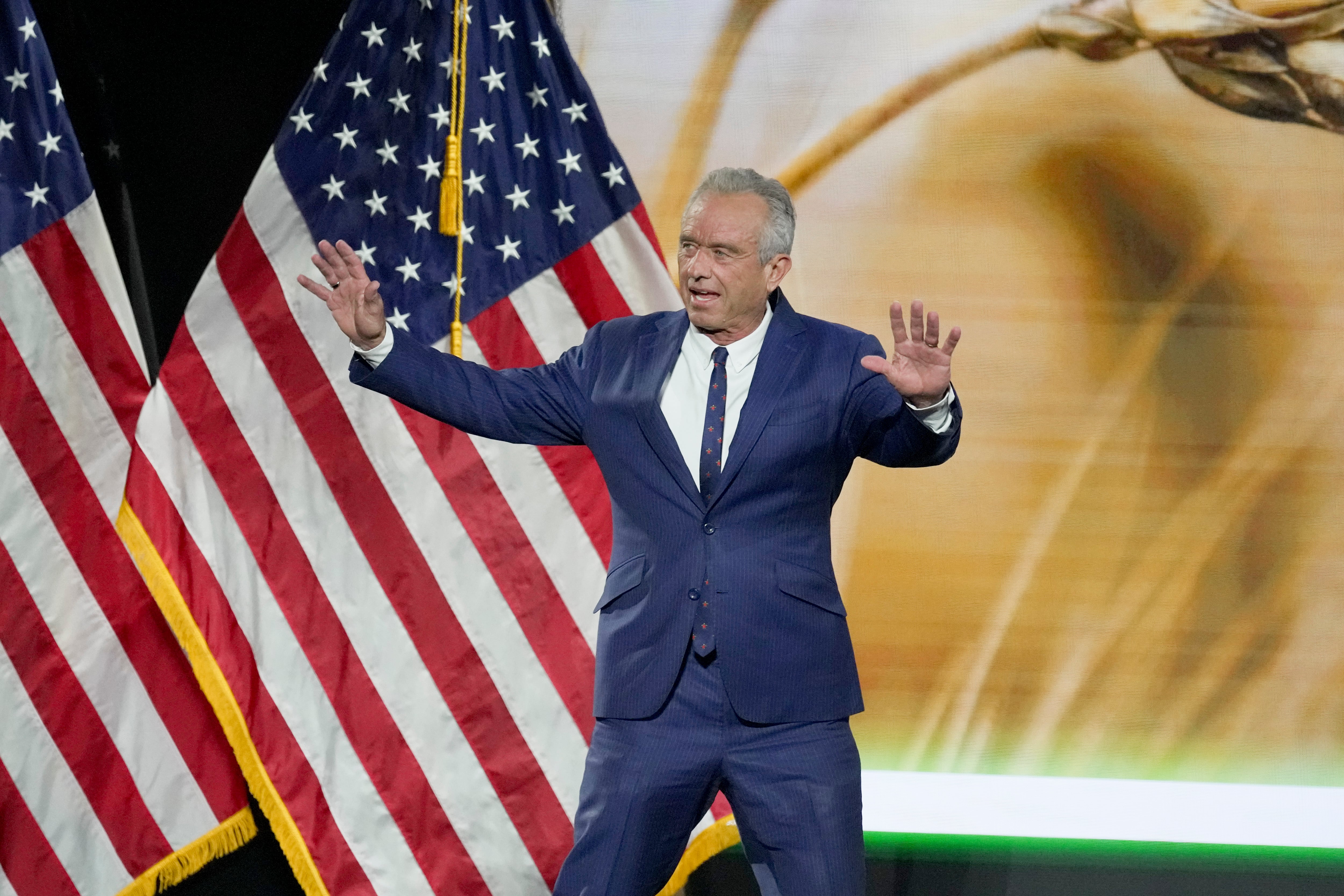 New poll shows RFK Jr. is unpopular among Pa. voters amid feud with Shapiro over measles